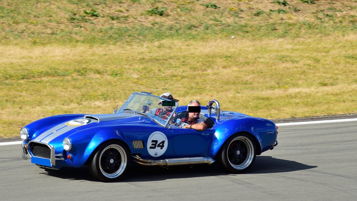 AC Cobra, Motor Klassik Leserlauf auf der GPS Nürburgring im Rahmenprogramm der 46. AvD-Oldtimer-Grand-Prix am 11.8.2018