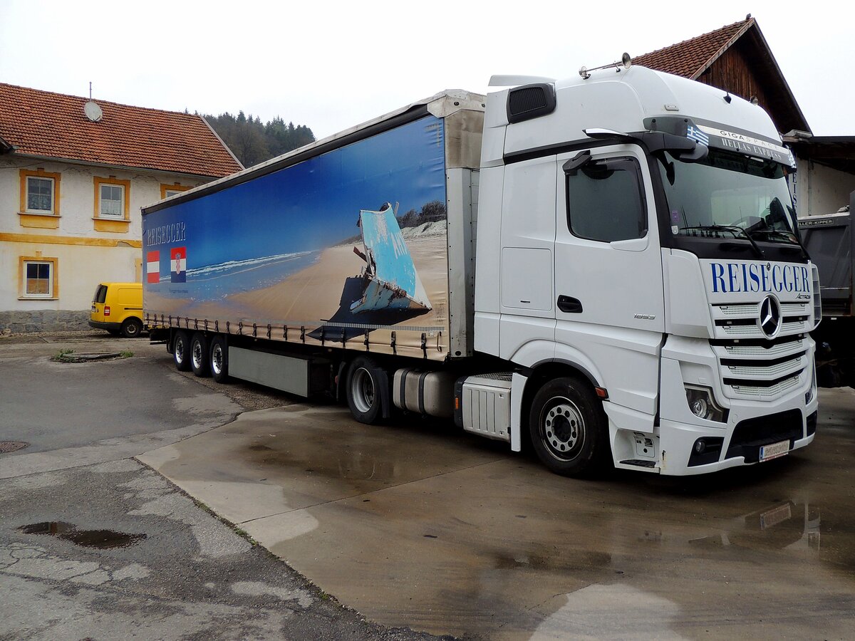 ACTROS-1853, bereit für die nächste Ausfahrt; 260410