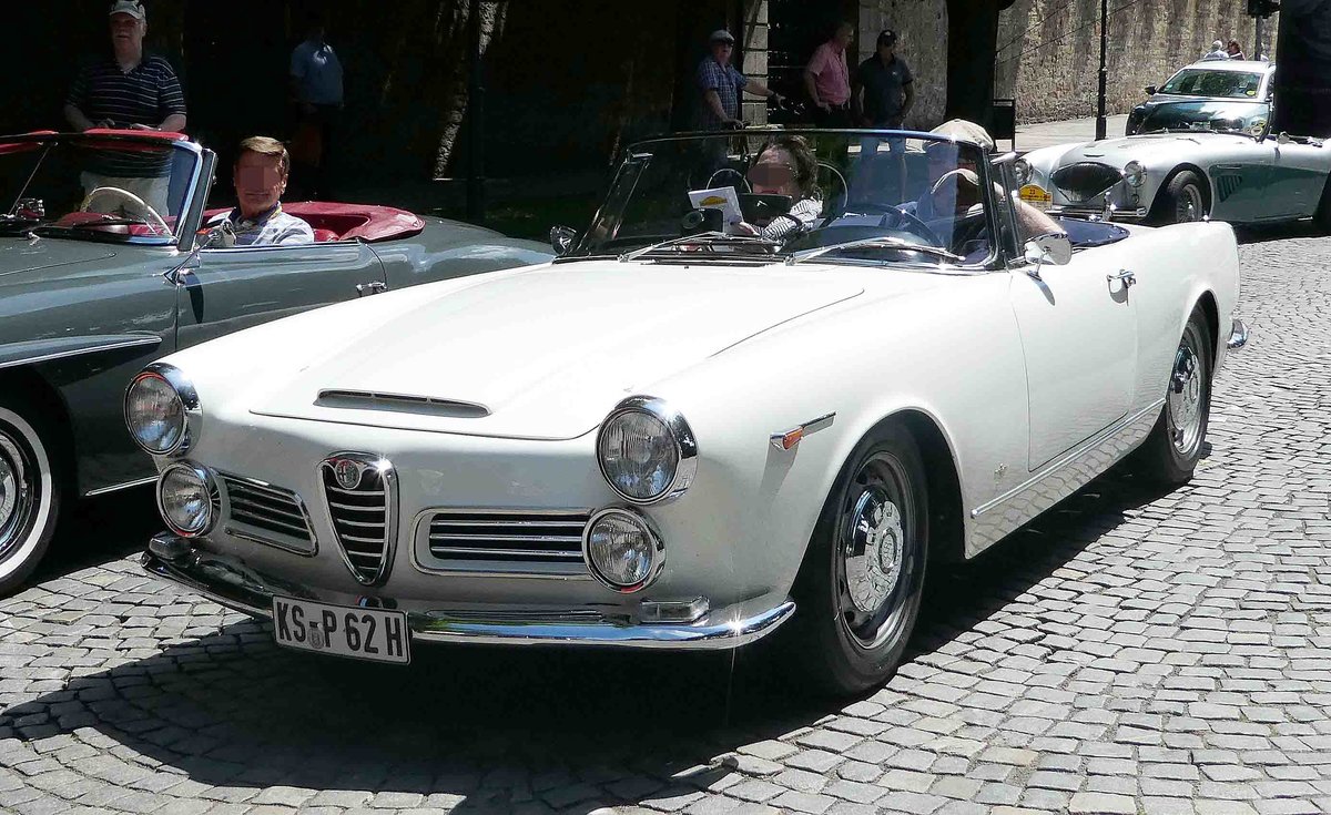 =Alfa Romeo 2000 Spider, 145 PS, Bj. 1962, gesehen anl. der ADAC Deutschland Klassik 2017 in Fulda, Juli 2017
