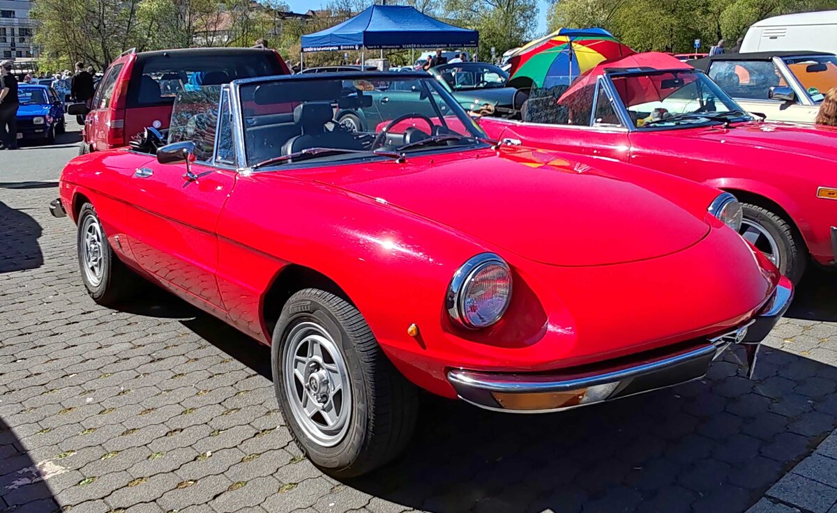 =Alfa Romeo Spider, gesehen bei der Oldtimerveranstaltung in Frankenberg/Eder im Mai 2023