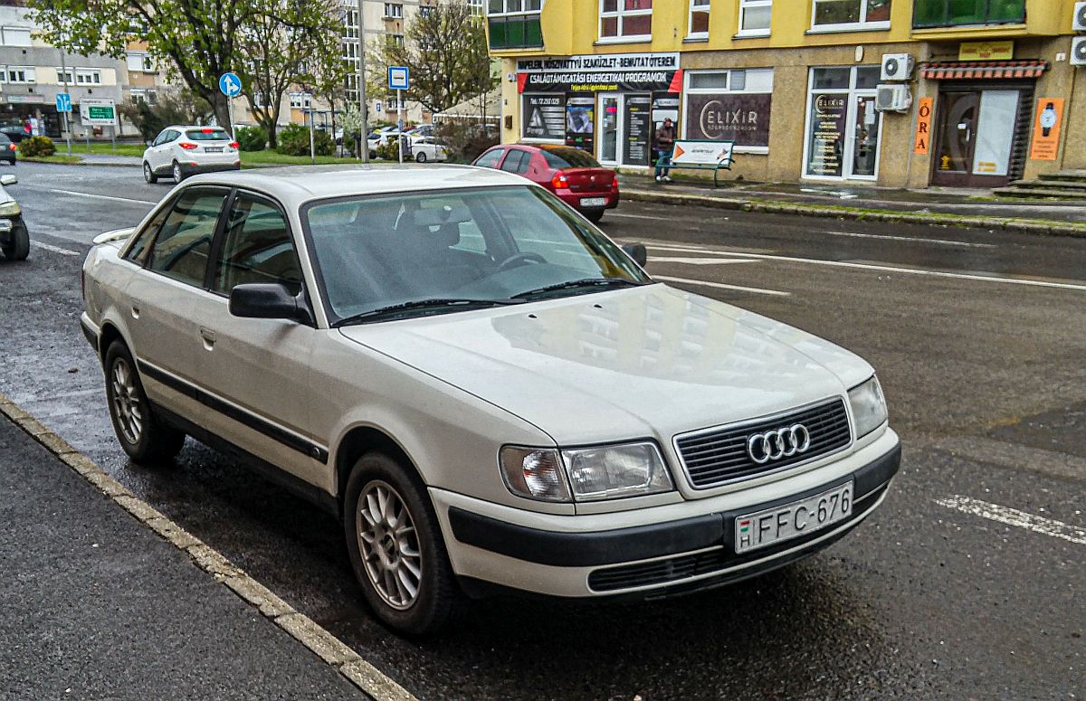 Audi 100 (Generation C4). Die Aufnahme stammt von April, 2021.