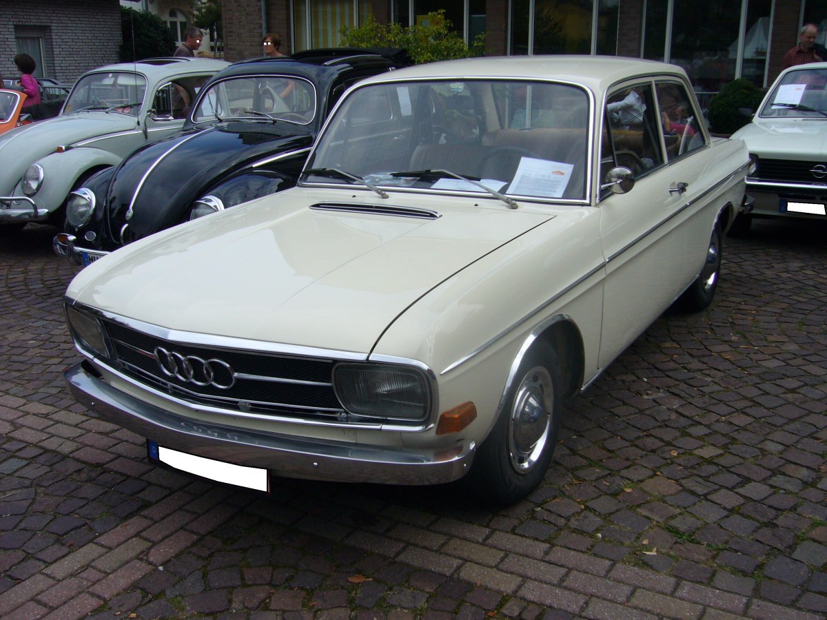 Audi 60L. 1968 - 1972. Der 60L war reichhaltiger ausgestattet als der normale Audi 60. Der um 40 ...