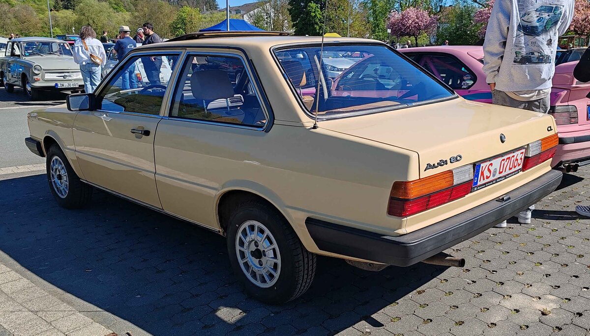 =Audi 80, gesehen bei der Oldtimerveranstaltung in Frankenberg, 05-2026