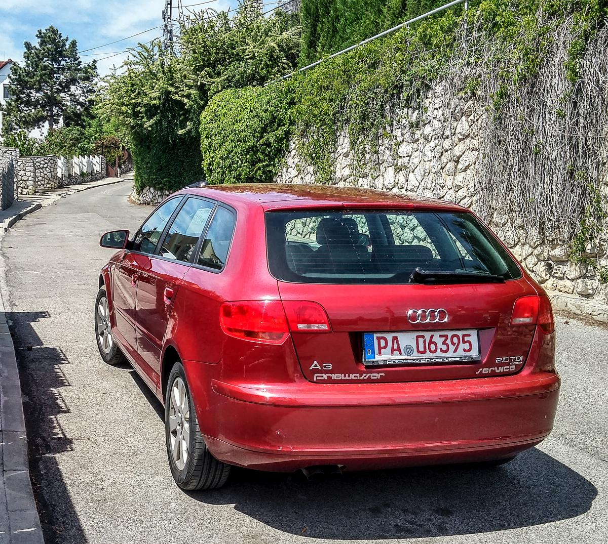Audi A3 Sportback von hinten fotografiert. Mai 2020.