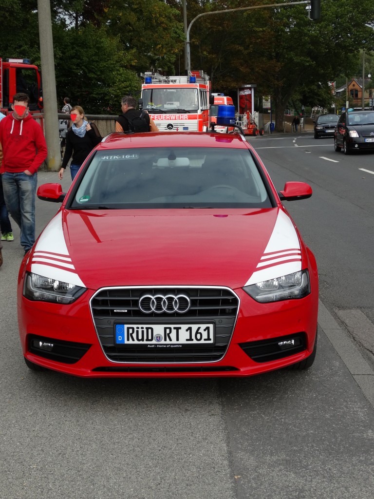 Audi A4 KmdoW des Brandschutz & Rettungsdienst Rheingau Taunus Kreis am 12.09.15 beim Tag der Offenen Tür in Wiesbaden