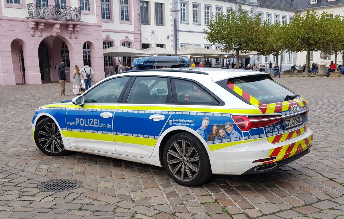 =Audi der Landespolizei von Rheinland-Pfalz unterwegs in Trier, 10-2022