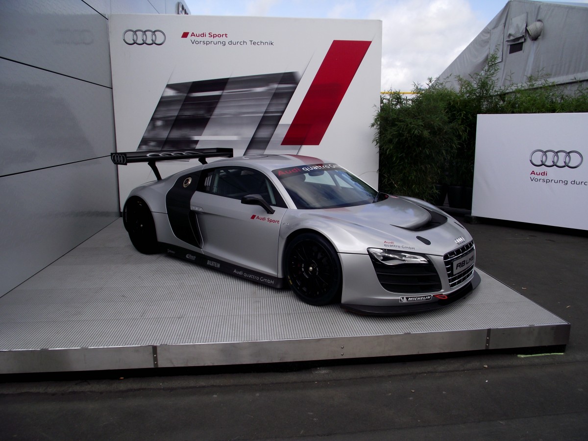 Audi R8 LMS am 07.08.11 auf den Nürburgring 