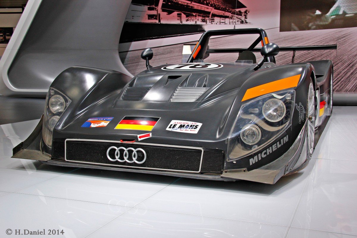 Audi Rennwagen auf der Techno Classica 2014.