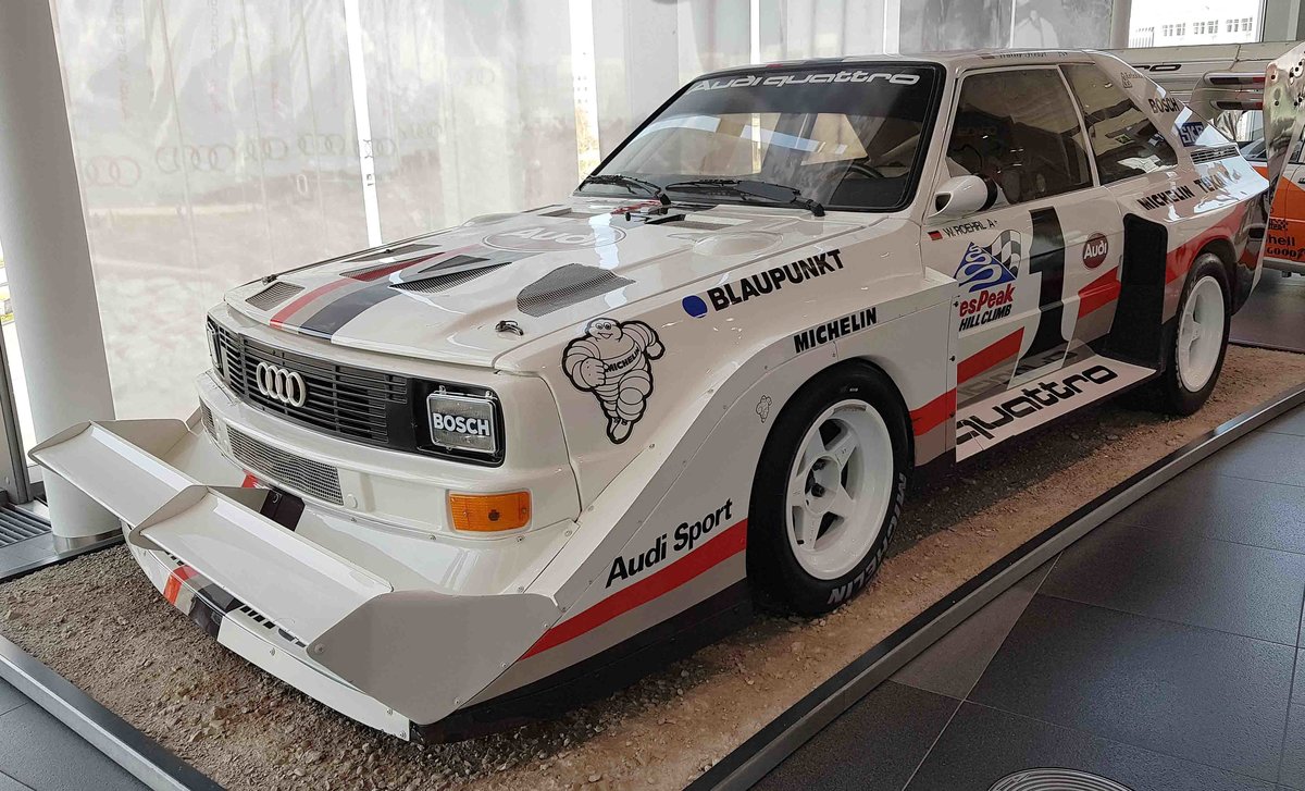 =Audi Sport quattro S1  Pikes Peak  Bj. 1986 (1987 modifiziert) 2110 ccm, 598 PS, gesehen im Audi-Museum Ingolstadt im April 2019. 