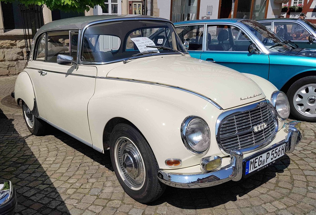 =Auto Union 1000 S, Bj. 1963, gesehen bei der Oldtimerveranstaltung in Spangenberg im Mai 2023