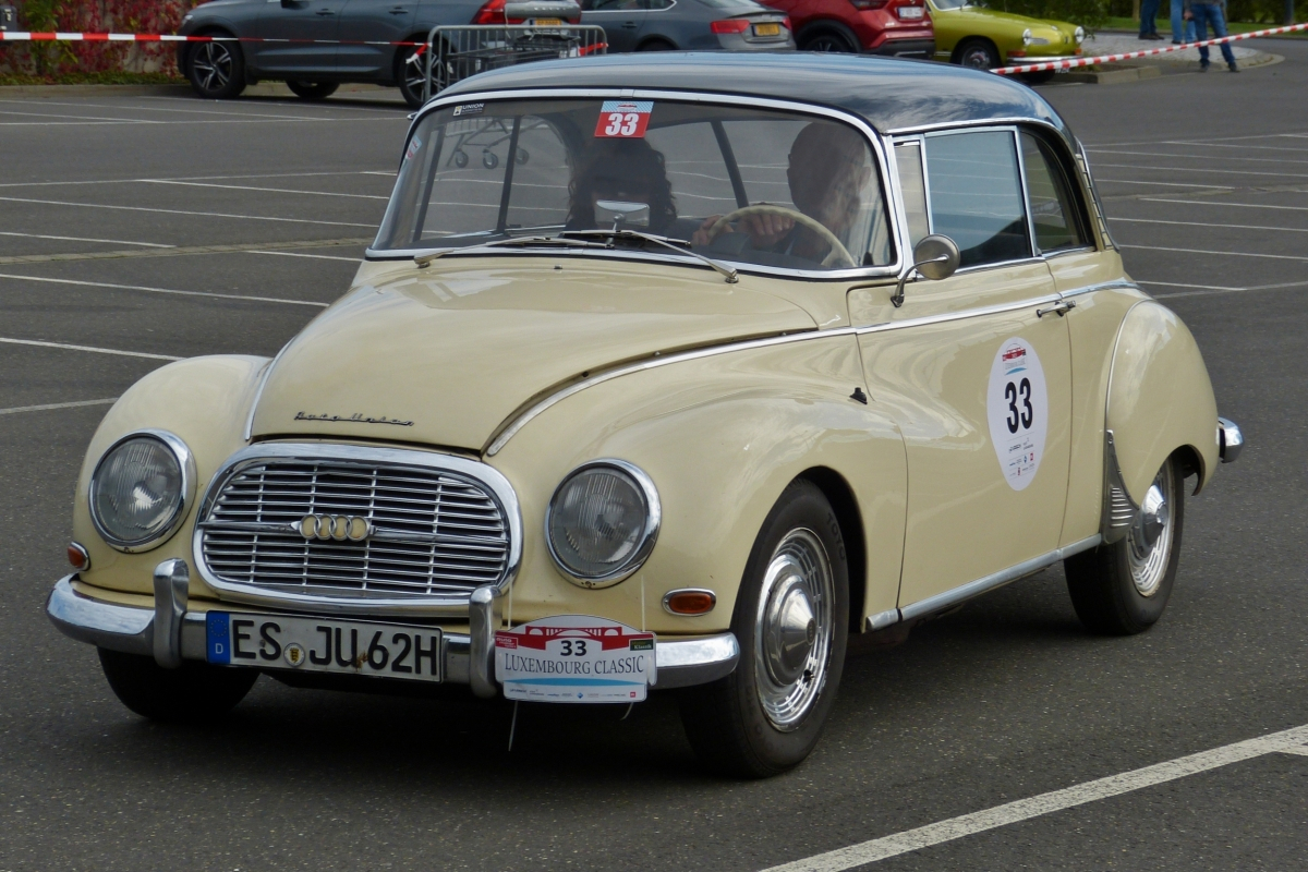 Auto Union 1000 S de Luxe Bj 1962, 3Zyl, 50 Ps, hat den Parkplatz erreicht.01.10.2021