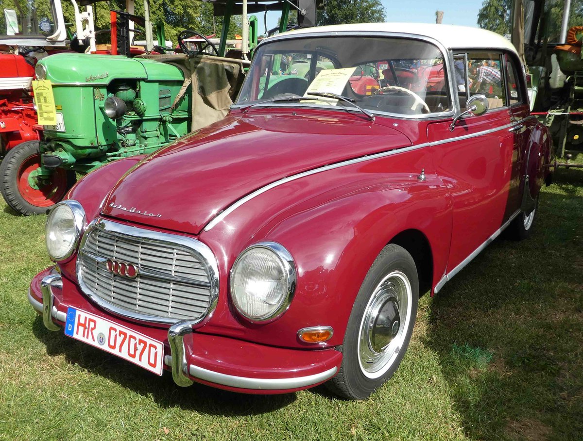=Auto Union S 1000, Bj. 1959, 50 PS, präsentiert auf dem Ausstellungsgelände in Gudensberg im Juni 2019
