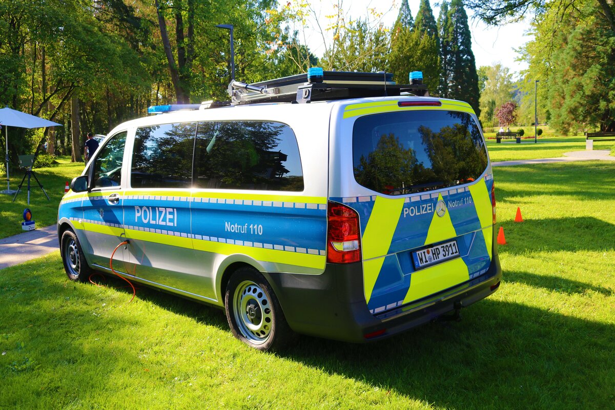 Autobahnpolizei Hessen Mercedes Benz Vito am 16.09.23 bei der Polizeischau in Bad Soden Salmünster