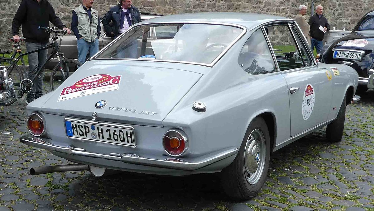 =BMW 1600 GT, Bj. 1968, 1600 ccm, 105 PS, steht in Fulda anl. der SACHS-FRANKEN-CLASSIC im Juni 2019