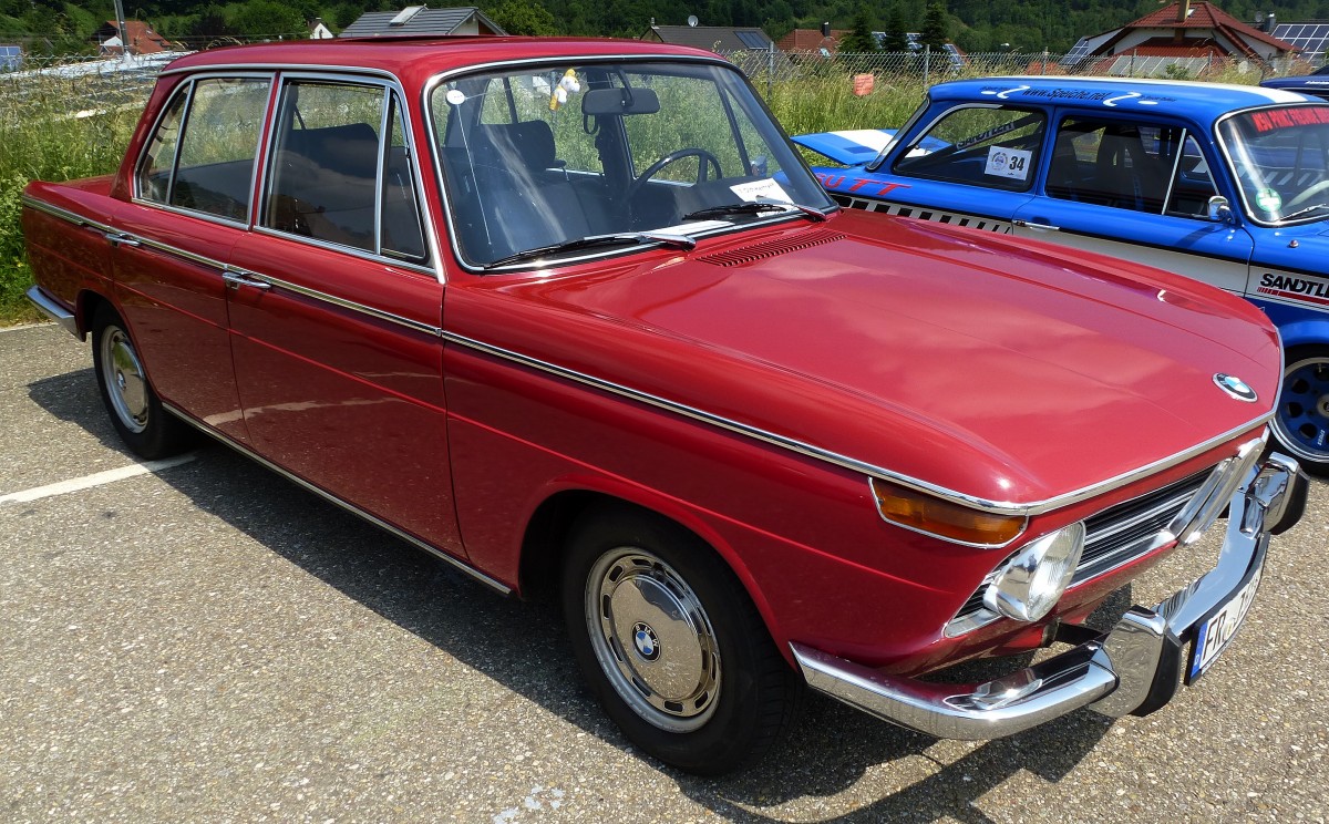 BMW 1800, gebaut ab 1963, Oldtimertreff Oberwinden, Juni 2015