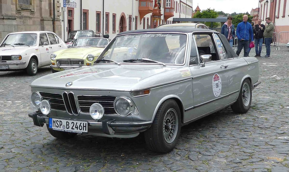 =BMW 2002 Baur Cabrio, Bj. 1972, unterwegs in Fulda anl. der SACHS-FRANKEN-CLASSIC im Juni 2019