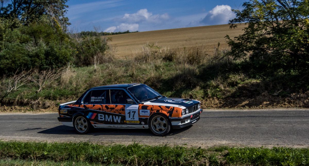 BMW 3 (E30), fotografiert auf dem Rallye Sprint am 22.09.2013.