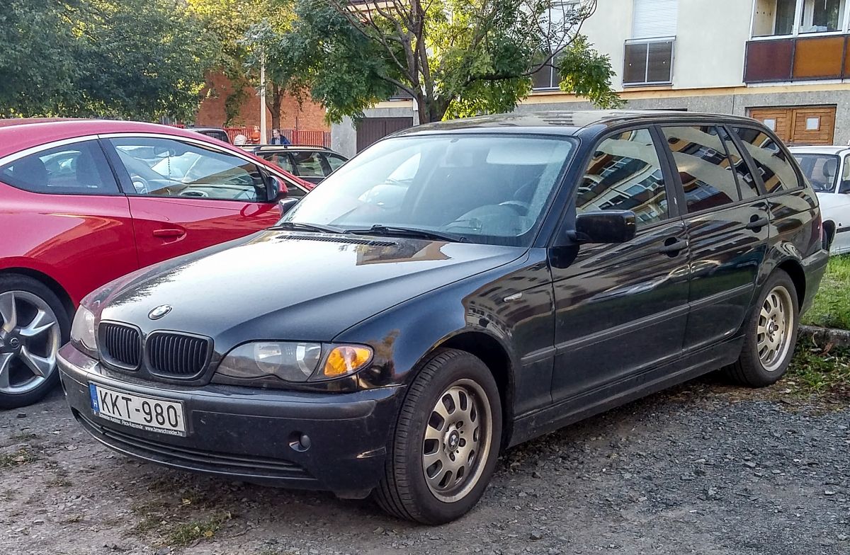 BMW 3 E46 Touring in Oktober 2020. 