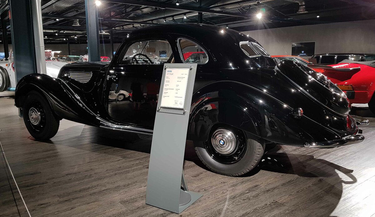 =BMW 327 Coupe, Bauzeit 1937 - 1941, ausgestellt im EFA Museum in Amerang, 06-2022