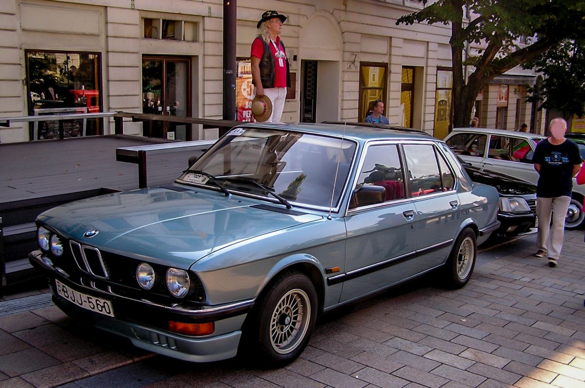 BMW 5er (E28). Aufnahmedatum: 13.09.2015.