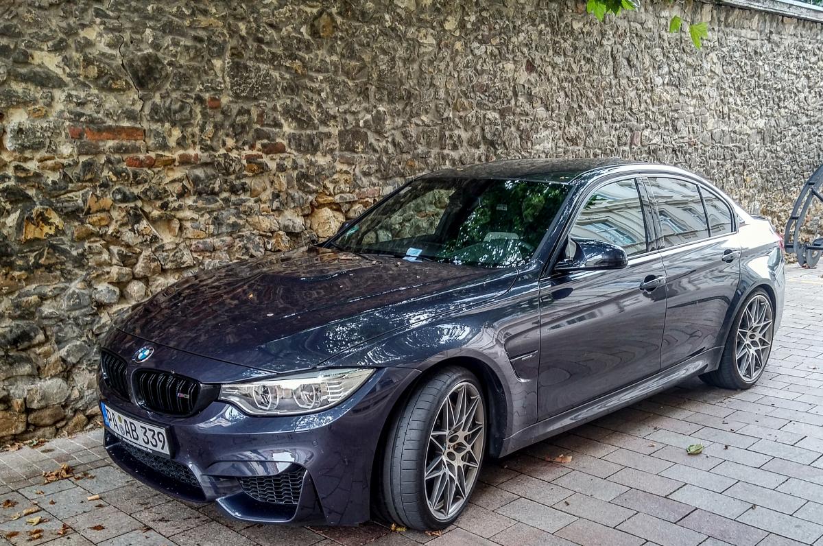 BMW M3 (F30) gesehen am 03.08.2018. Standort: Pécs (HU).