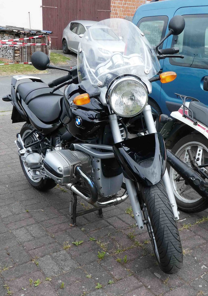BMW R 1150 R, gesehen bei den Motorrad-Oldtimer-Freunden Kiebitzgrund im Juni 2018