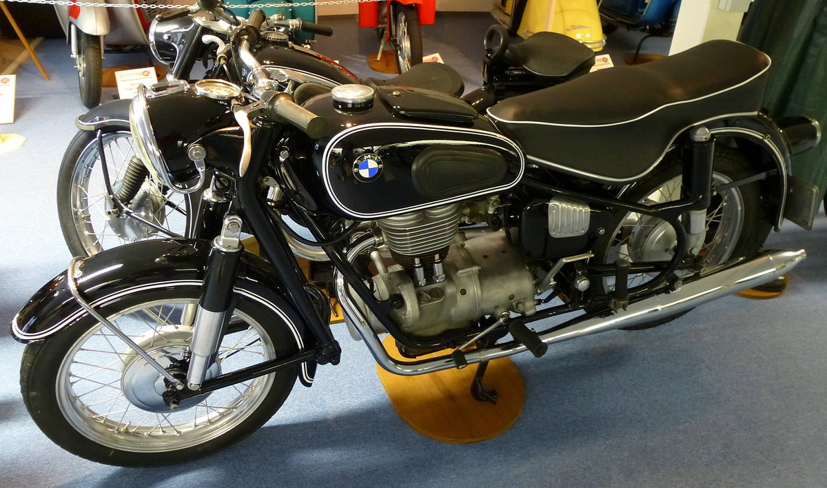 BMW R26, Baujahr 1956, 1-Zyl.4-Takt-Motor, 245ccm, 15PS, Bruno's Motorradbühne Oberwolfach, Aug.2013