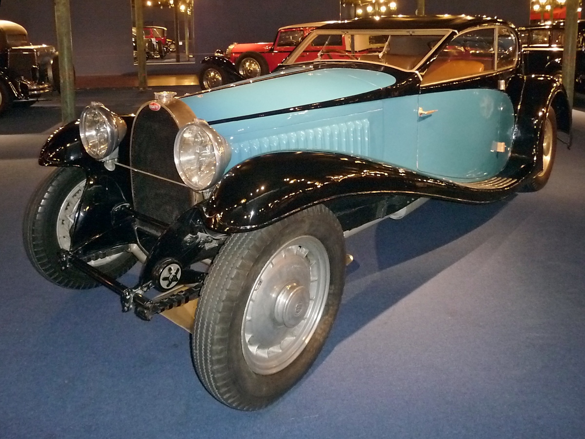 Bugatti Coach Type 46, Baujahr 1933, 8 Zylinder, 5350 ccm, 140 km/h 140 PS

Cité de l'Automobile, Mulhouse, 3.10.12
