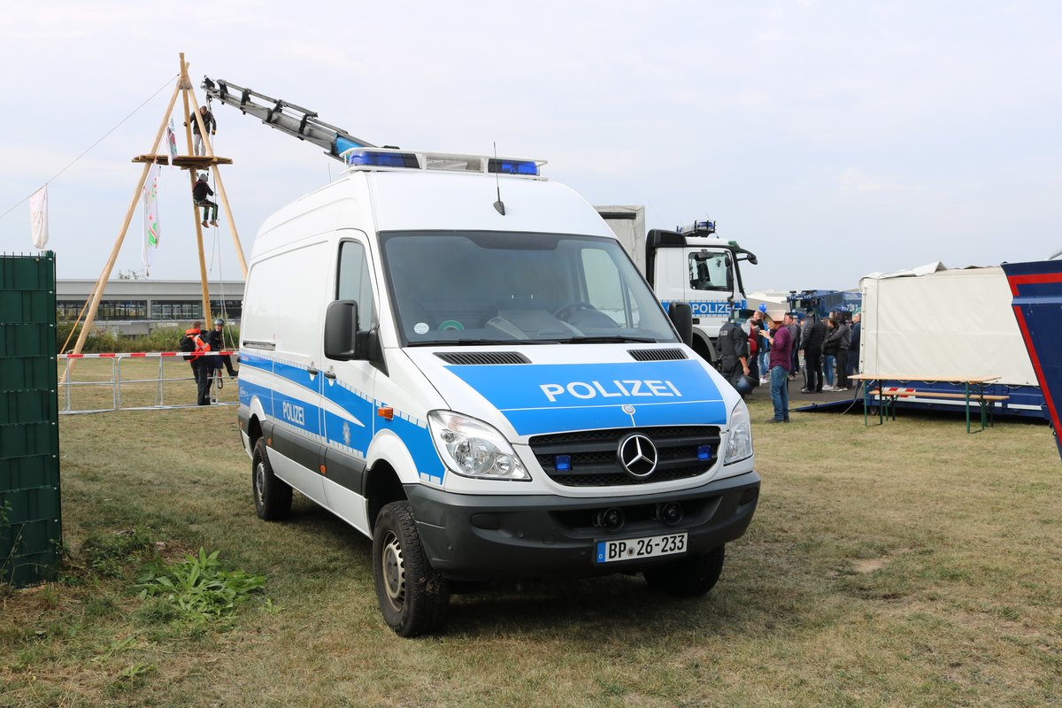 Bundespolizei Mercedes Benz Sprinter am 08.09.19 beim Tag der offenen Tür in Hünfeld