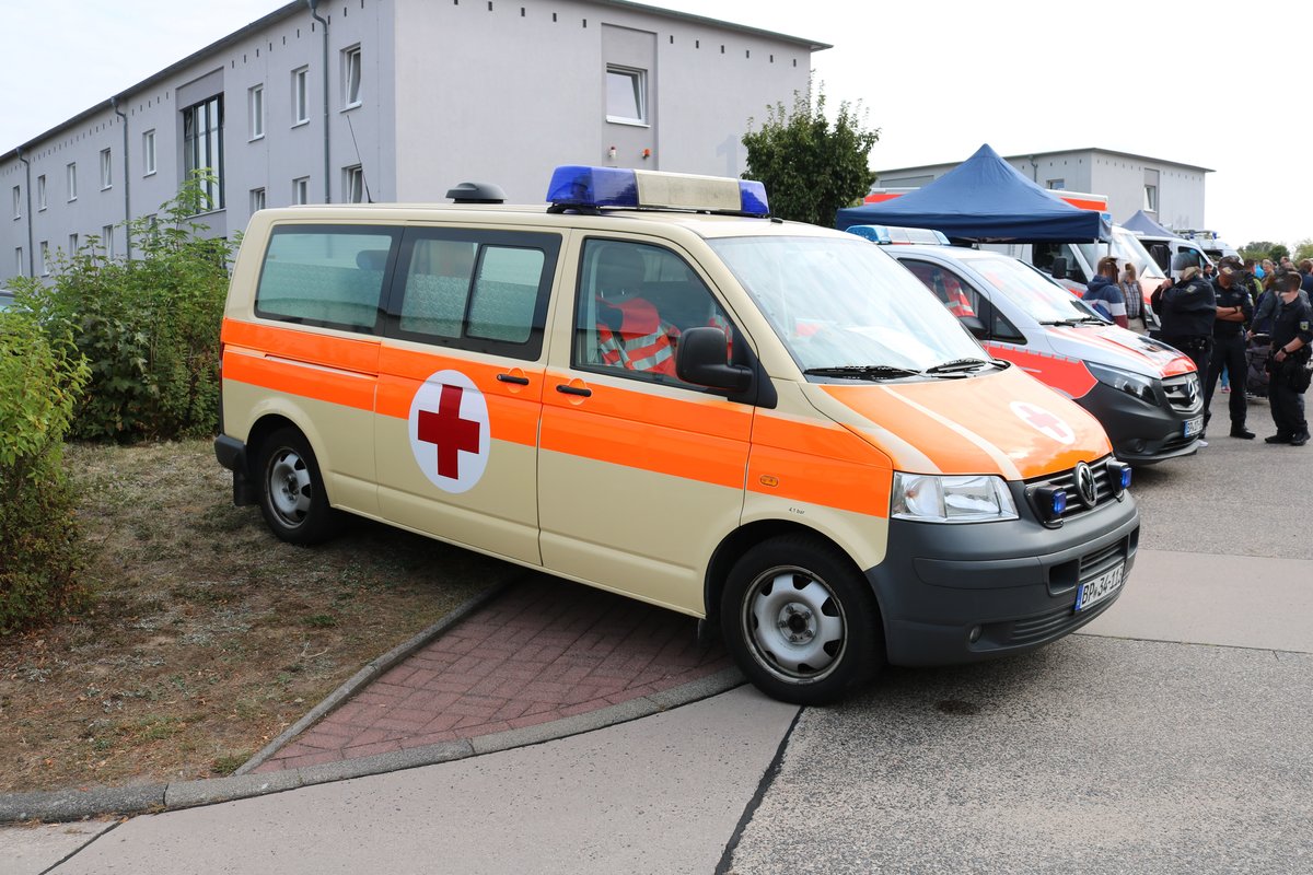 Bundespolizei Rettungsdienst VW T5 am 08.09.19 beim Tag der offenen Tür in Hünfeld 