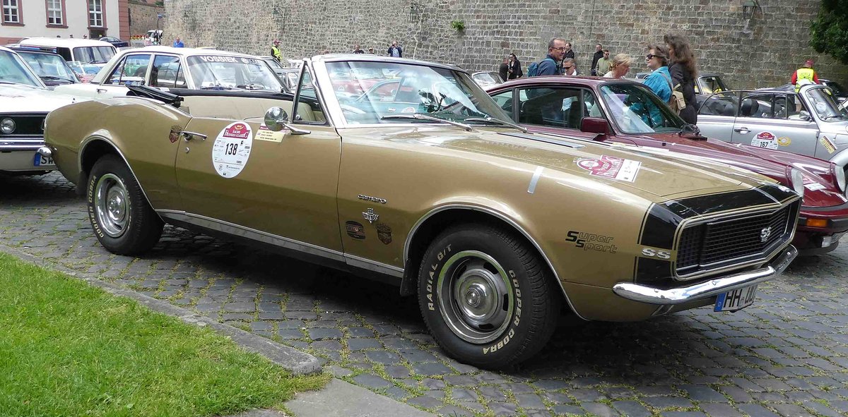 =Chevrolet Camaro, Bj. 1967, 5700 ccm, 250 PS, steht in Fulda anl. der SACHS-FRANKEN-CLASSIC im Juni 2019