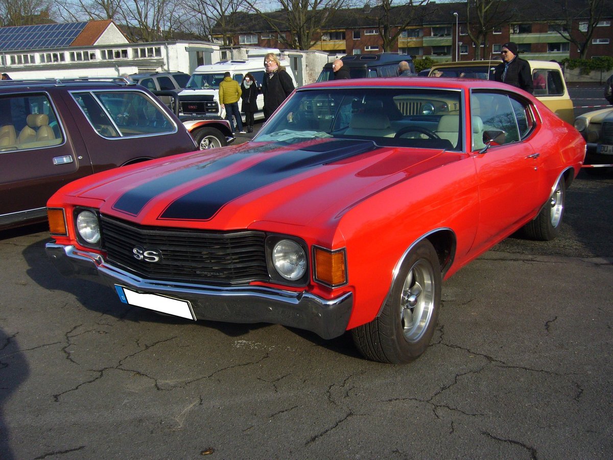 Chevrolet Chevelle SS Coupe von 1972. Das SS Coupe war das sportlichste und leistungsstärkste Modell der Chevelle Baureihe. Der V8-motor hat einen Hubraum von 7443 cm³ und leistet 274 PS. Oldtimertreffen an Mo´s Bikertreff in Krefeld am 26.01.2020.