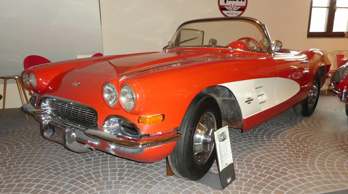 =Chevrolet Corvette C 1, Bj. 1961, 4600 ccm, 200 PS, ausgestellt im Auto & Traktor-Museum-Bodensee, 10-2019
