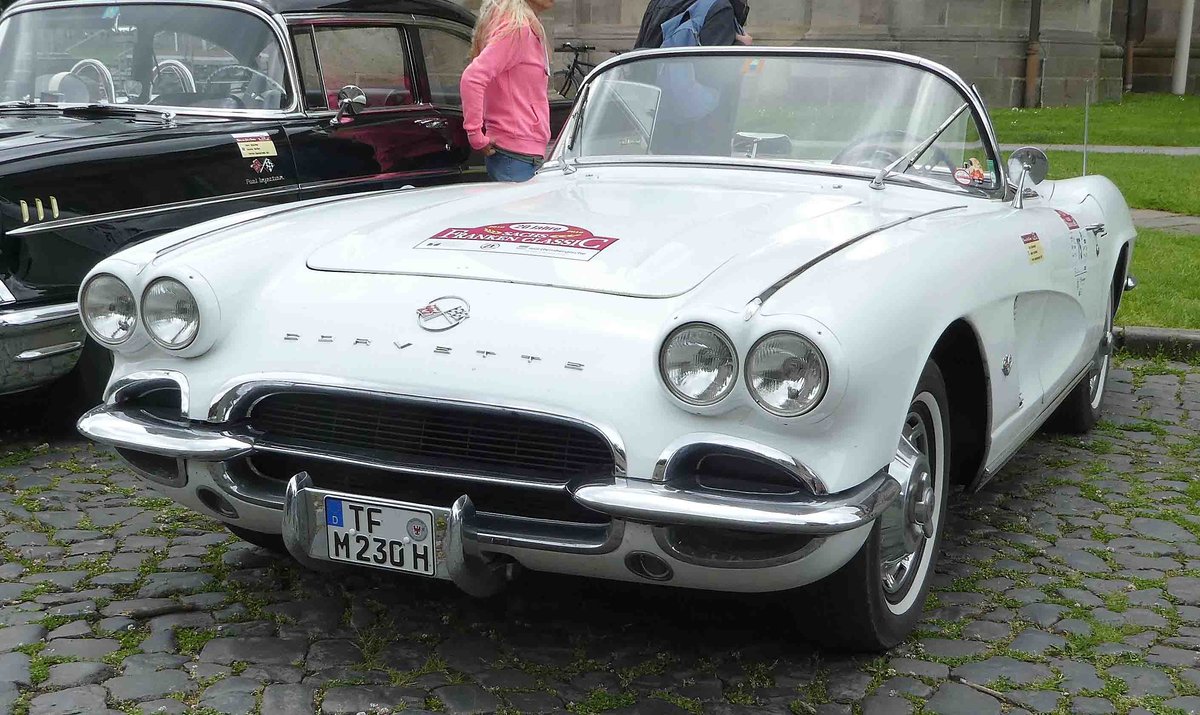 =Chevrolet Corvette C1, Bj. 1962, 5254 ccm, 303 PS, steht in Fulda anl. der SACHS-FRANKEN-CLASSIC im Juni 2019