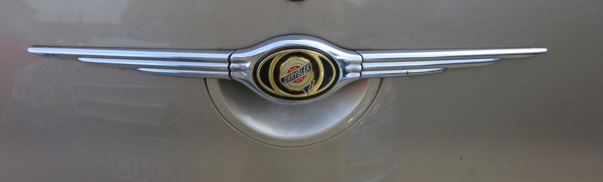 Chrysler, Logo am Heck eines PT Cruiser, Baujahr 2010, Okt.2013