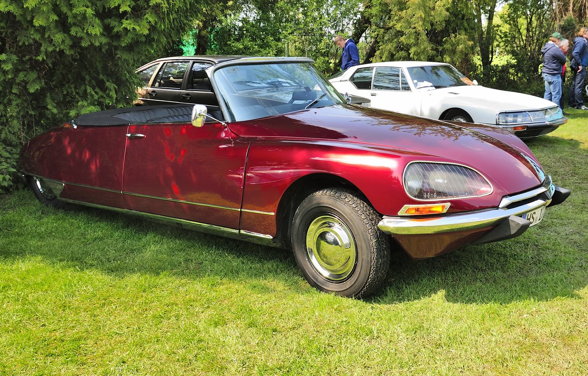 Citroën DS 19 Décapotable 1963 Cabrio, beim Oldtimertreffen der Oldtimer-IG Grenzland am 1.Mai 2016, Loherhof Geilenkirchen