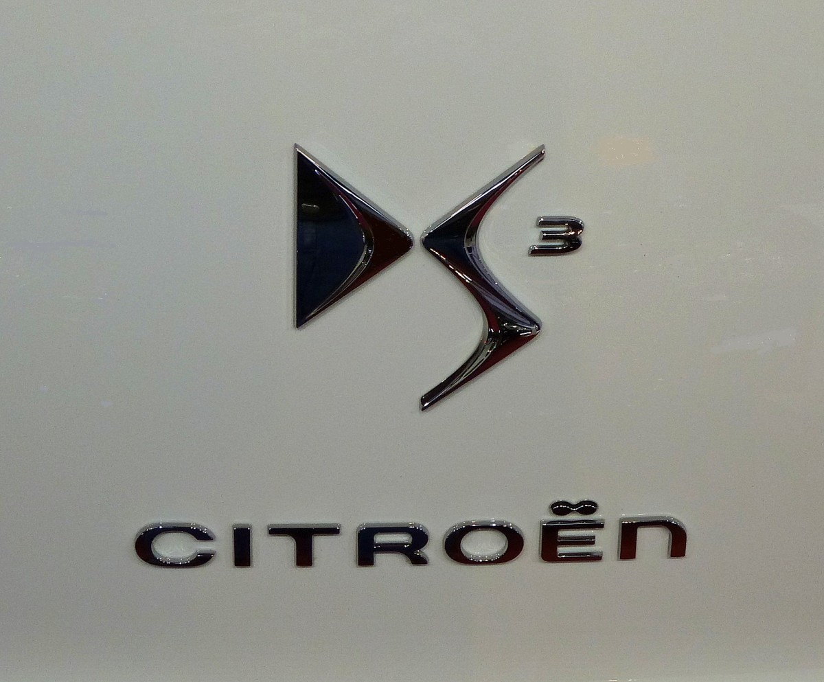Citroen, Heckaufschrift mit neuem Logo der DS-Serie, Feb.2014