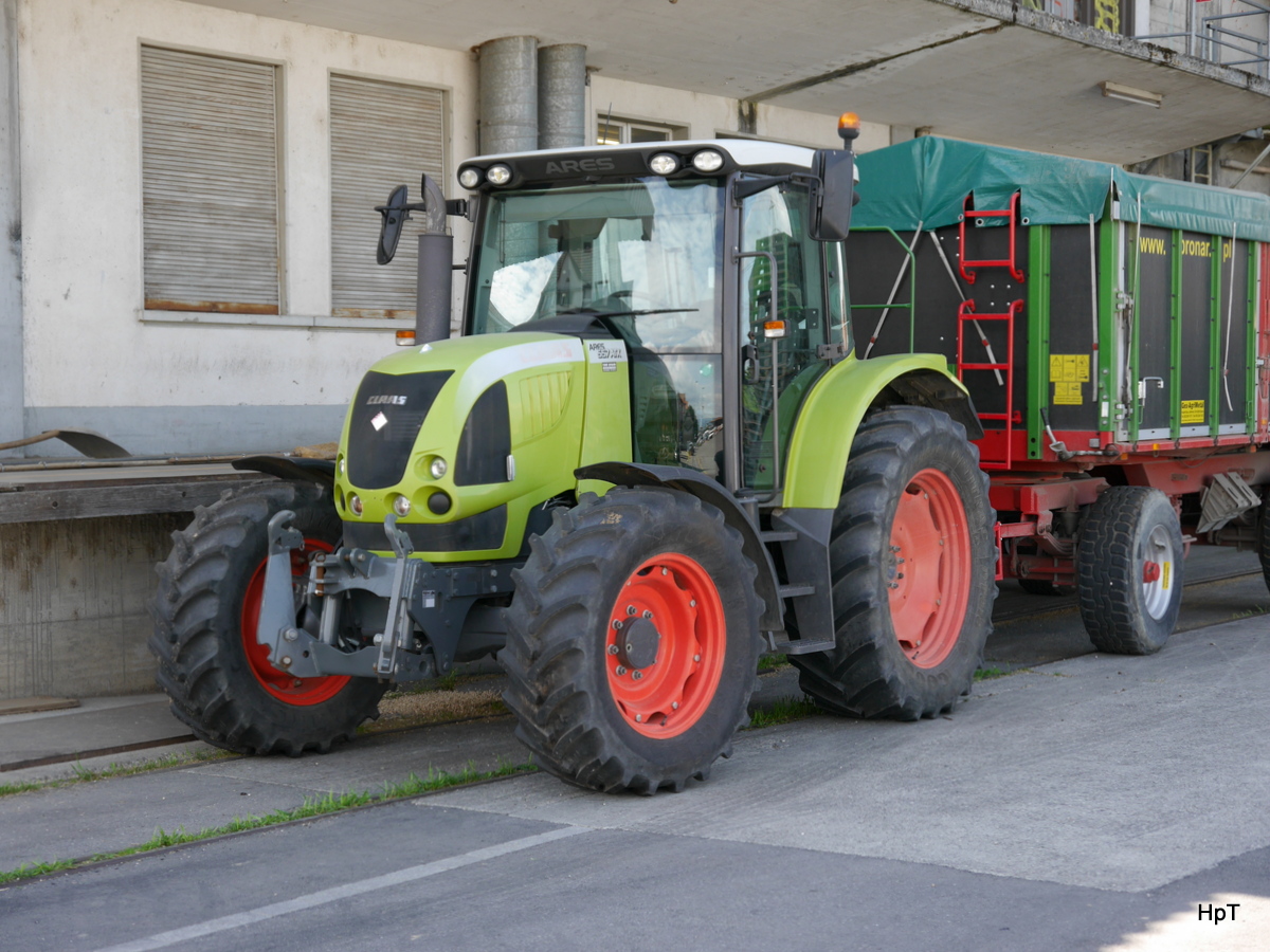 CLAAS ARES 557 ATX in Kerzers am 15.07.2017