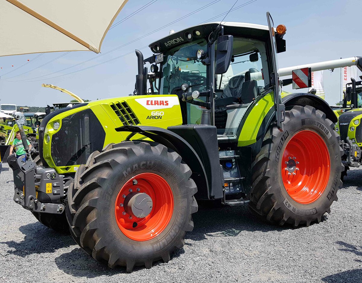 Claas Arion 660 Gesehen Bei Der Er ffnungsausstellung Von RIESS Claas Arion 660 Gesehen Bei Der Er ffnungsausstellung Von RIESS