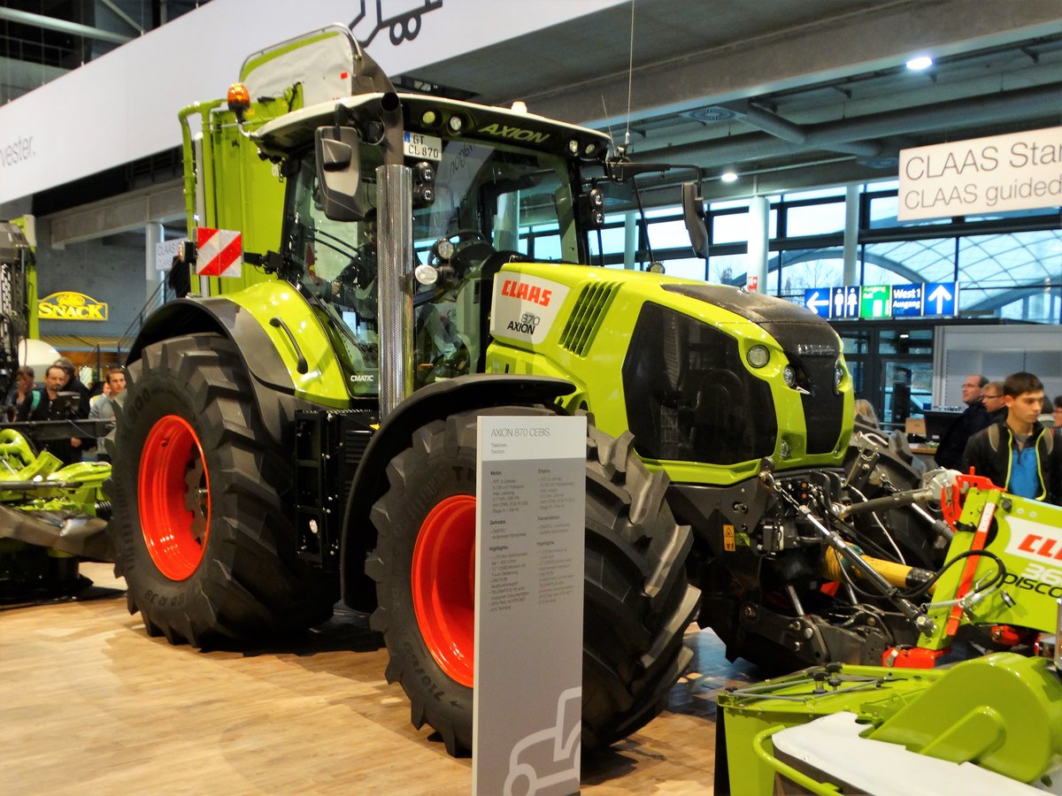 Claas Axion 870 am 18.11.17 auf der Agritechnica in Hannover