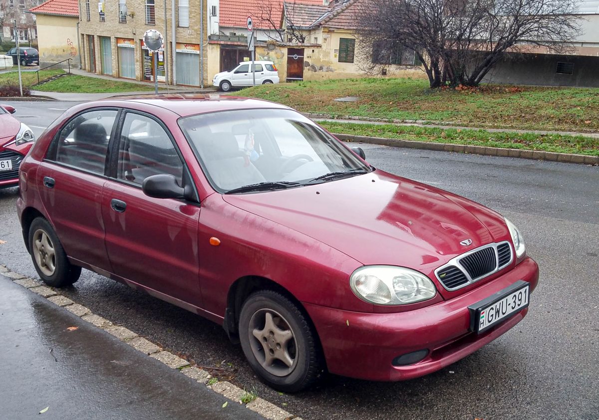 Daewoo Lanos in Dez. 2020. - Fahrzeugbilder.de