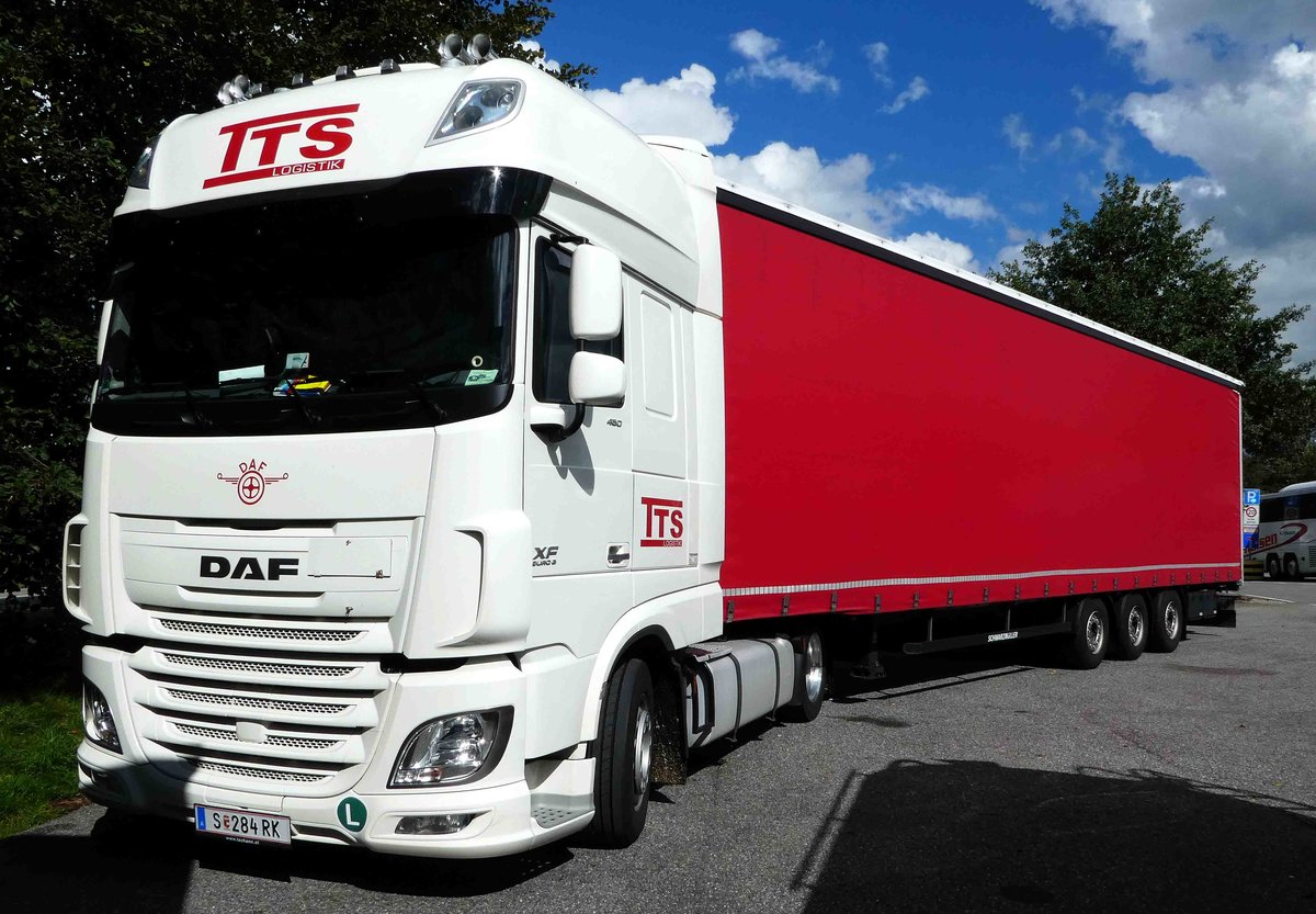 =DAF XF der Spedition  TTS Logistik  rastet an der A 7 im September 2017