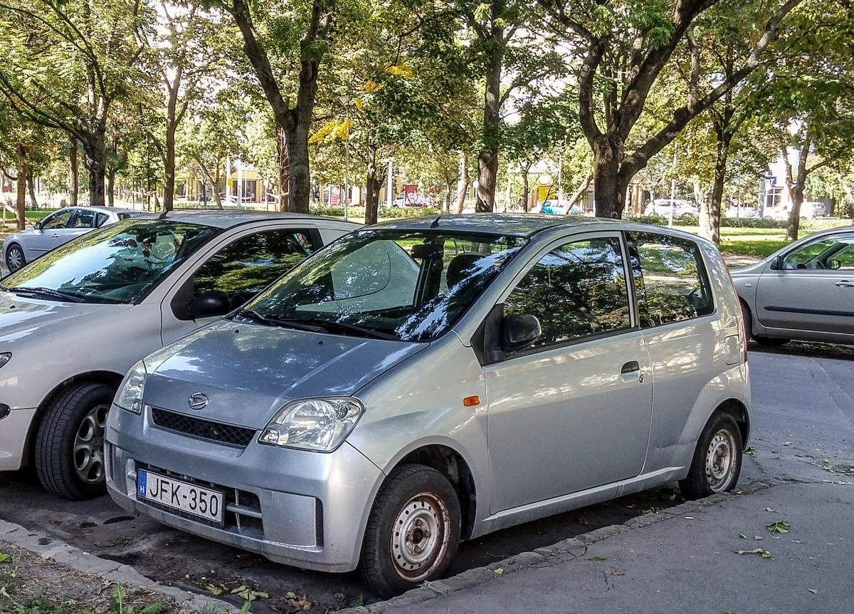 Daihatsu Cuore, dreitürer. Foto: September, 2019 in Budapest, Ungarn.