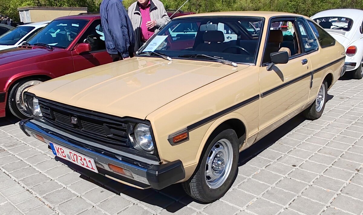 =Datsun 140 Y, gesehen auf dem Ausstellungsgel�nde der Oldtimerveranstaltung in Frankenberg/Eder im Mai 2026.