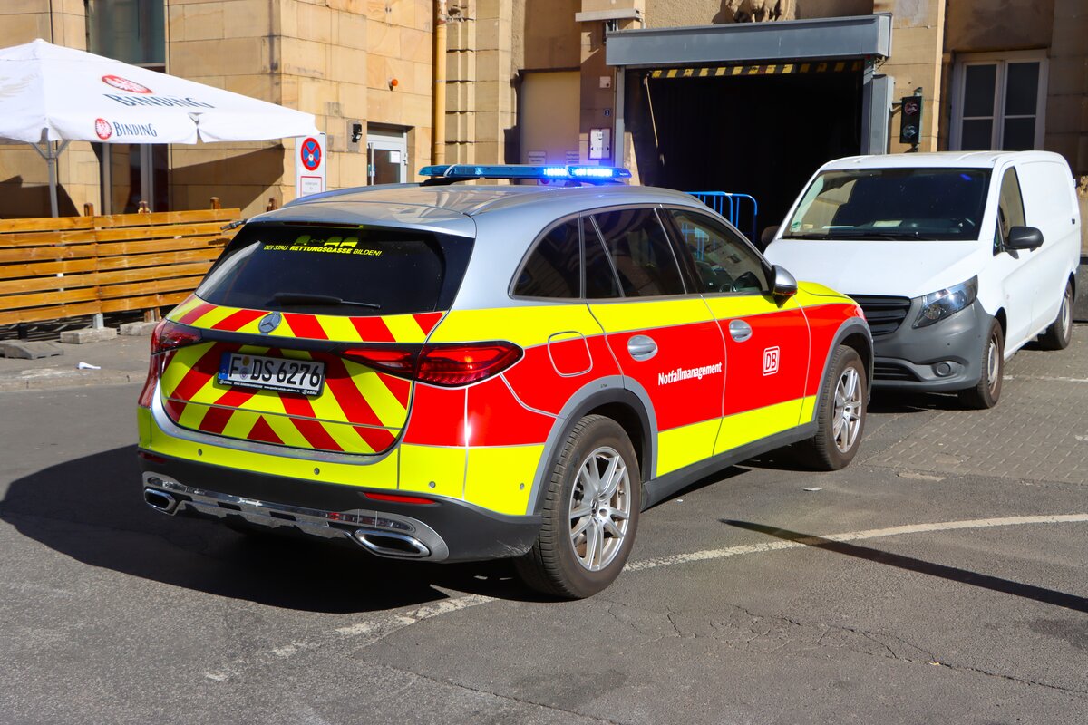 DB Notfallmanager Mercedes Benz GLC am 01.05.26 in Frankfurt am Main Hauptbahnhof