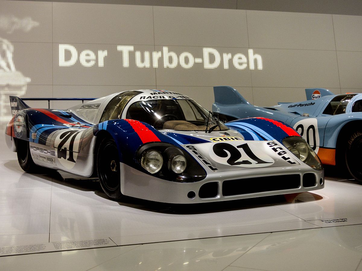 Der berühmte Porsche 917 Langheckheck Coupé fuhr bis zu 387 km/h in der Mulsanne-gerade. Foto: Porsche Museum Stuttgart-Zuffenhausen am 30.11.2012
