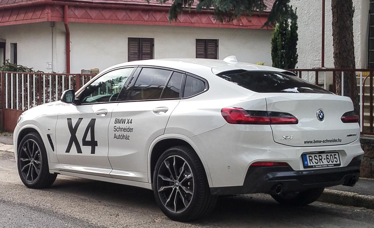 Der BMW X4 gehört nicht zu den schönsten BMWs. Foto: Pécs (Hu), August, 2019
