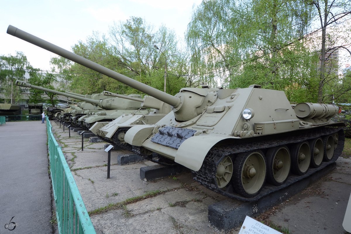 Der Jagdpanzer SU-85 im Zentralmuseum der russischen Streitkräfte (Moskau, Mai 2016) 