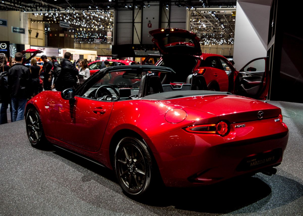 Der neue Mazda MX-5 wurde auf dem Autosalon Genf, März 2015 ausgestellt.