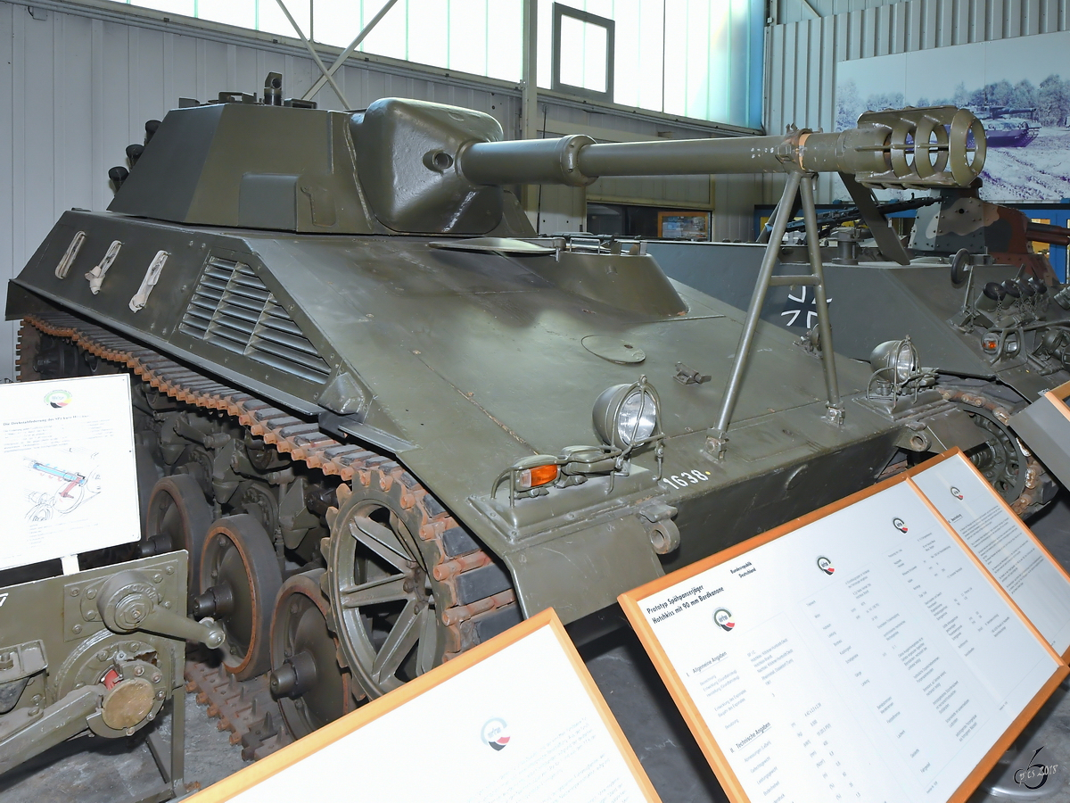 Der Prototyp des Spähpanzerjägers Hotchkiss mit 90mm Bordkanone. (Wehrtechnische Studiensammlung Koblenz, August 2018)